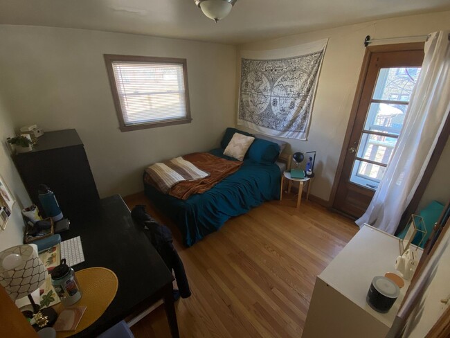 Building Photo - 3700-3702 N Morris Blvd