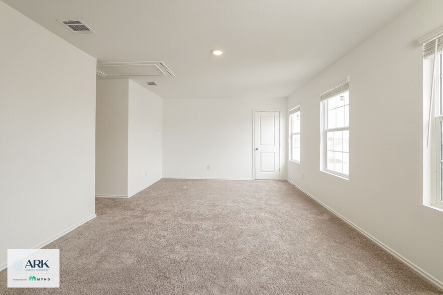Building Photo - 4126 Southton Tarn