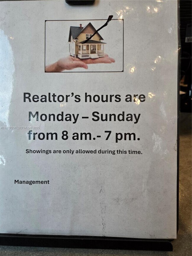 Building Photo - 234 NE 3rd St