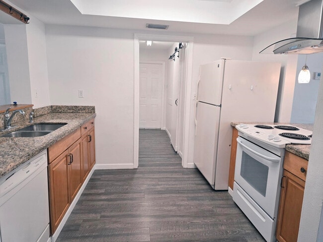 Building Photo - 5713 NW 65th Terrace