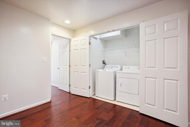 Building Photo - 8438 Hallie Rose St