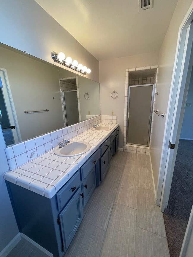 Building Photo - Coming Soon!