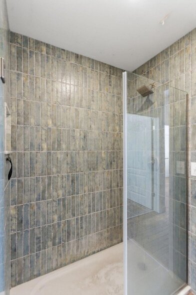 Building Photo - 500 Main St