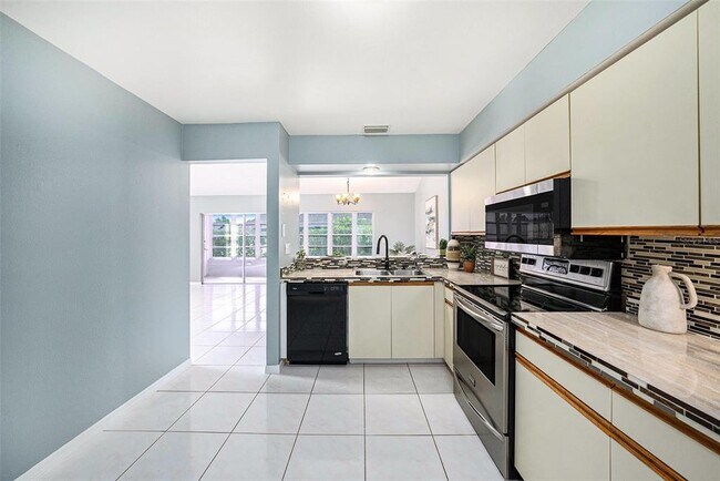 Building Photo - 4270 Boston Cir