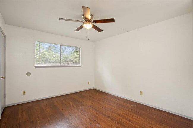 Building Photo - 3505 Harpers Ferry Ln