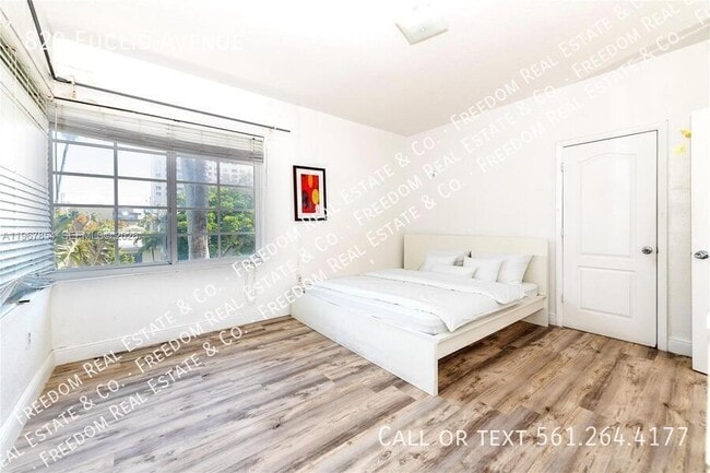 Building Photo - 820 Euclid Ave