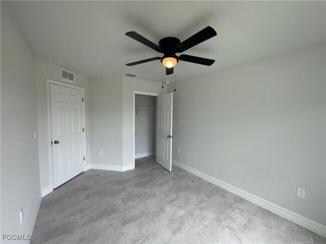Building Photo - 1419 Gleason Pkwy