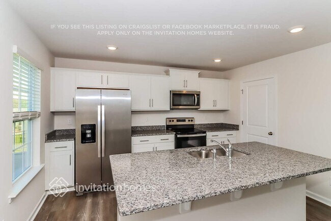 Building Photo - 107 Allston Wy