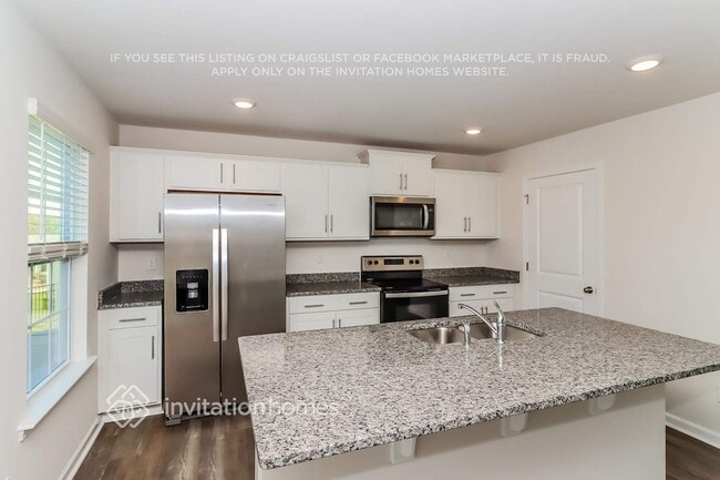 Building Photo - 108 Allston Wy