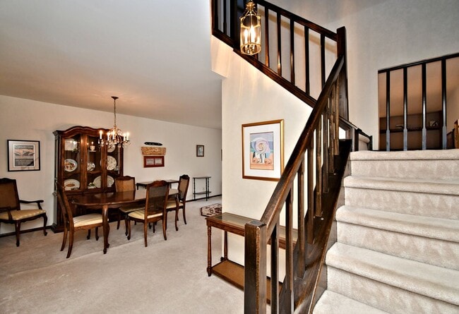 Building Photo - 3BR Townhome (Tapestry) with COUNCIL ROCK ...