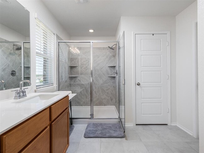 Building Photo - 7106 Summer Tanager Dr