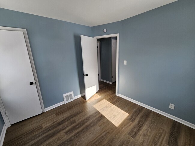 Building Photo - 13209 Liberty Ave