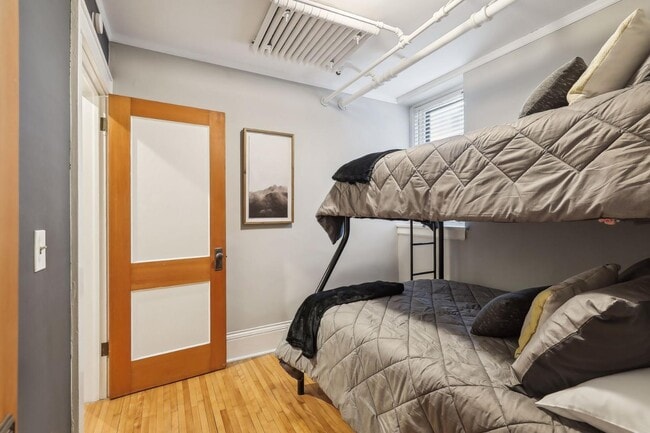 Building Photo - 3006 W 44th St