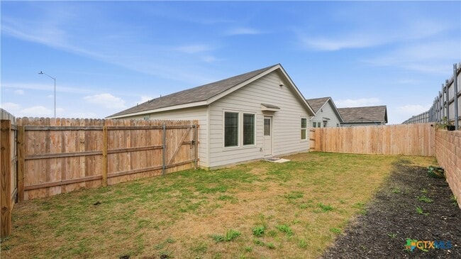 Building Photo - 1621 Pile Trl
