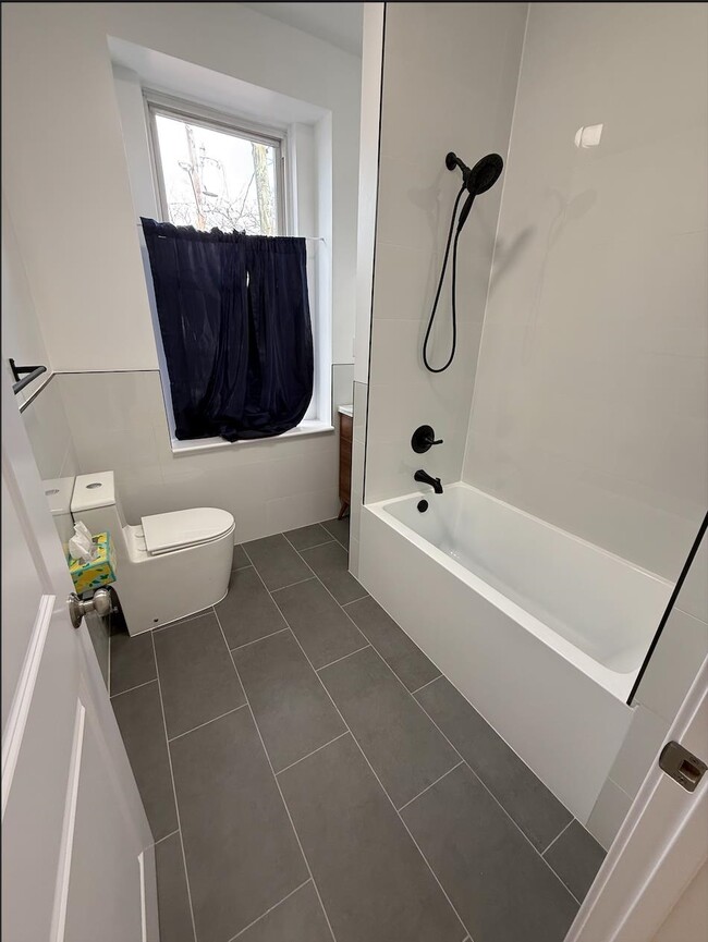 Building Photo - 1137 50th St