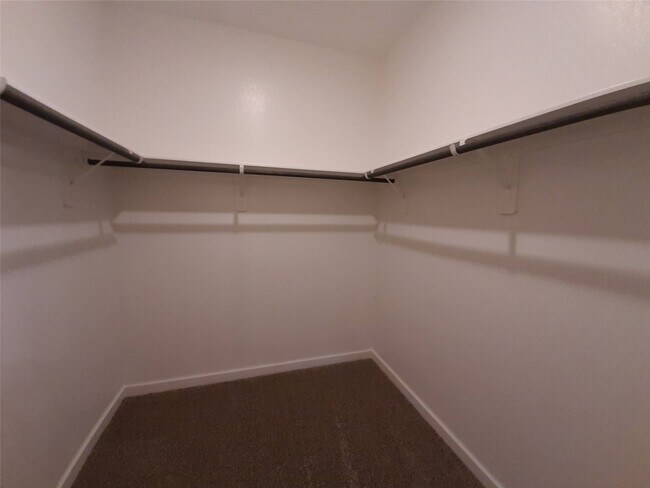 Building Photo - 25539 Starling Ln