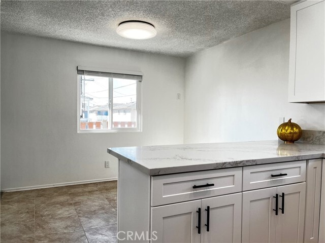 Building Photo - 7631 Amazon Dr