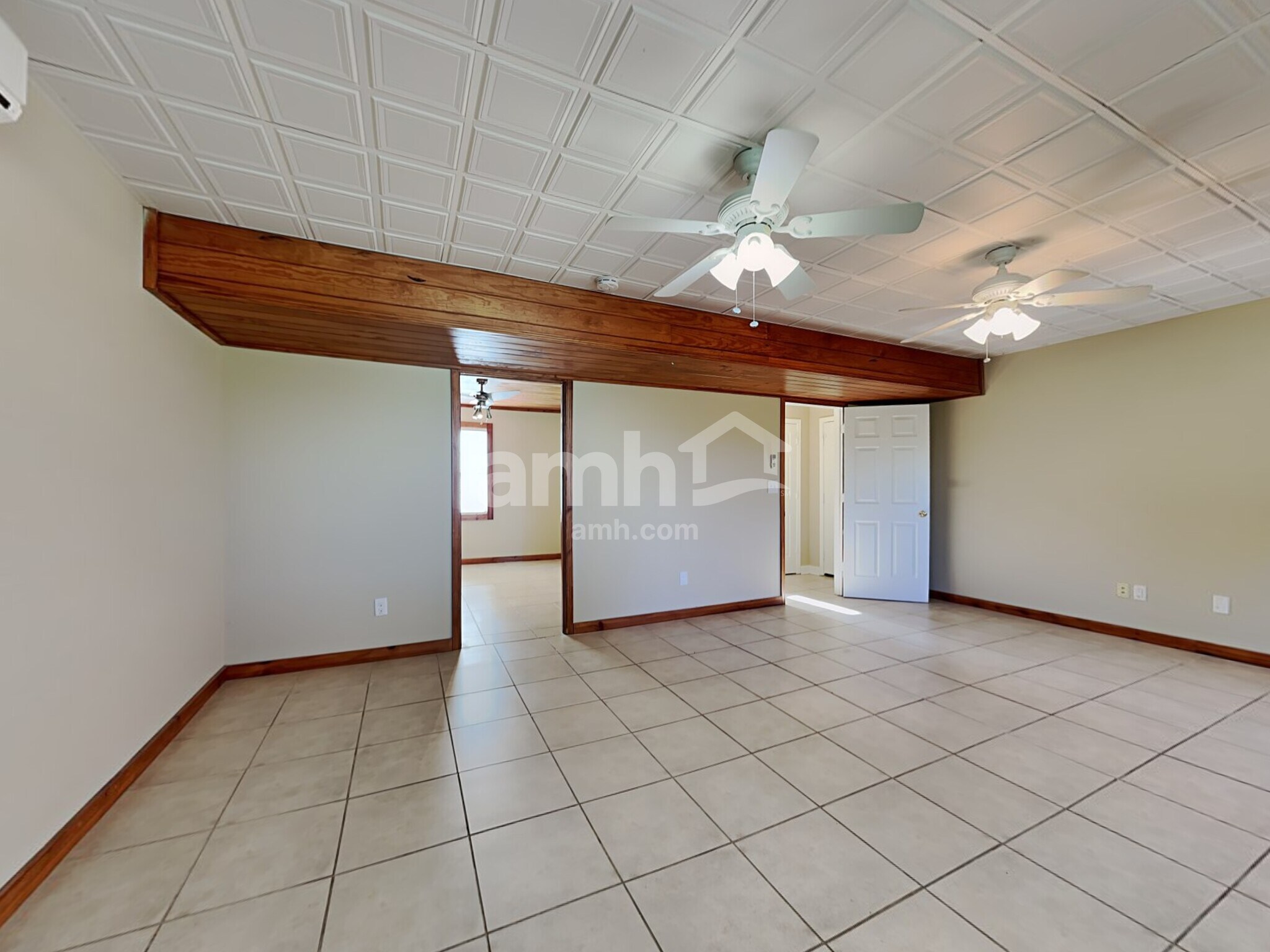 Building Photo - 157 Greenfield Rd
