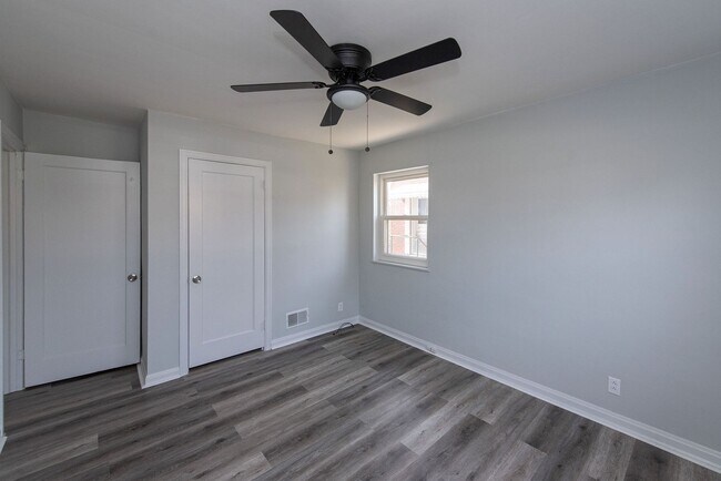 Building Photo - 3053 N Hegry Cir