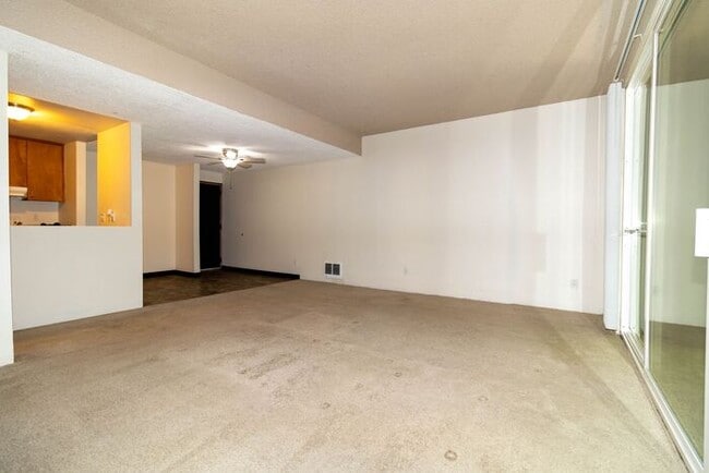 Building Photo - Downtown Living Starts At Lair Hill. 1 Bedroom 1 Bathroom Apartment Home Ready Now