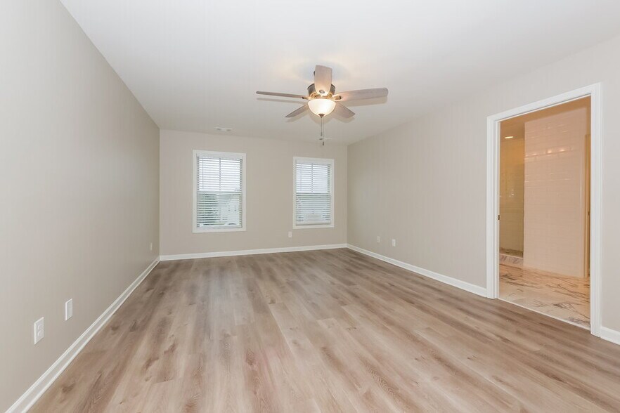 Building Photo - 5158 Amberland Square