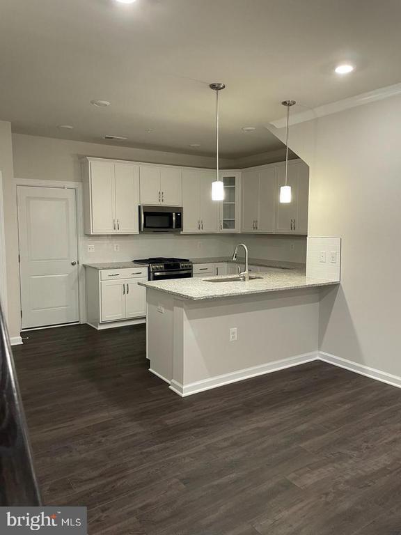 Building Photo - 43397 Radford Divide Ter