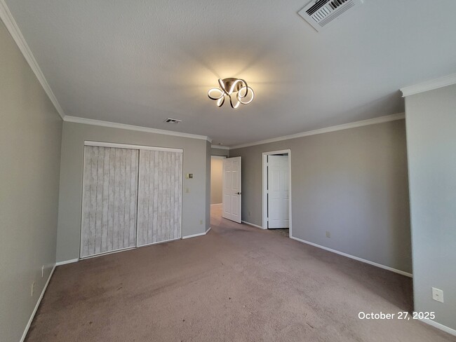 Building Photo - 2113 Harbor Cliff Dr