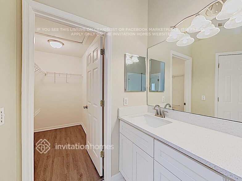 Building Photo - 12870 Maribou Cir