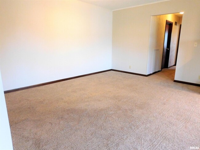 Building Photo - 1013 E Jackson St