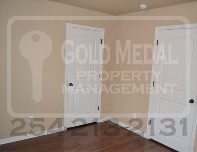 Building Photo - 1110 Grace Point Dr