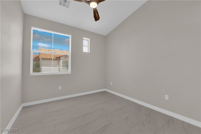 Building Photo - 8739 Villa Jeremiah Ln