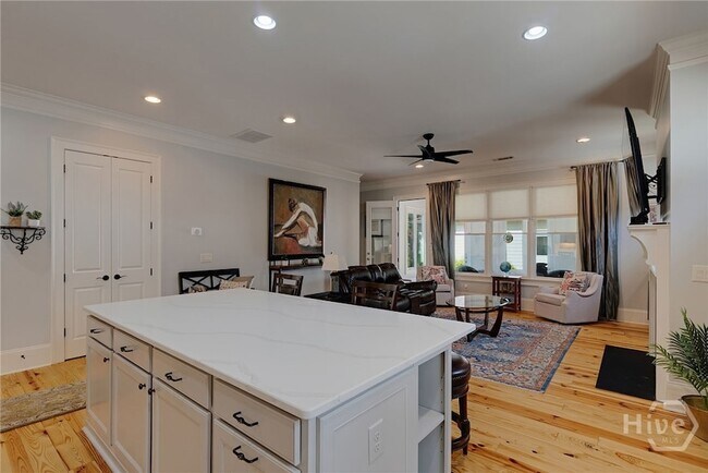Building Photo - 3530 Greenleffe Dr