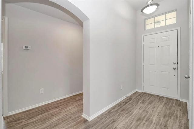 Building Photo - 5528 Ridge View Dr