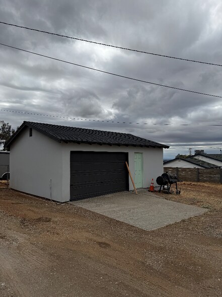 Building Photo - 4620 Olive Hwy