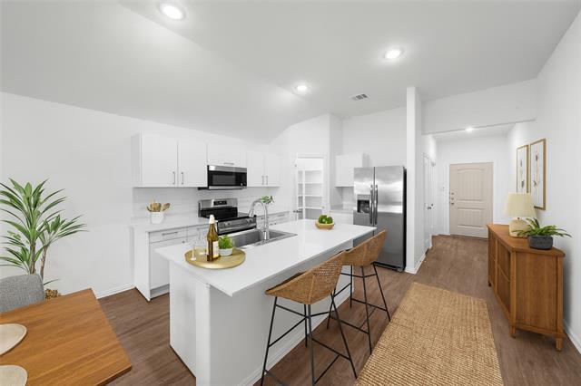 Building Photo - 301 Capewood Dr