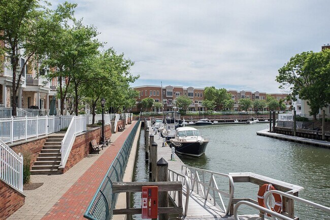 Building Photo - 15 Enterprise Ct