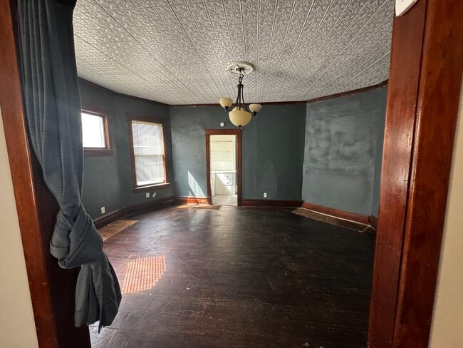 Building Photo - 1267 SW Harrison St