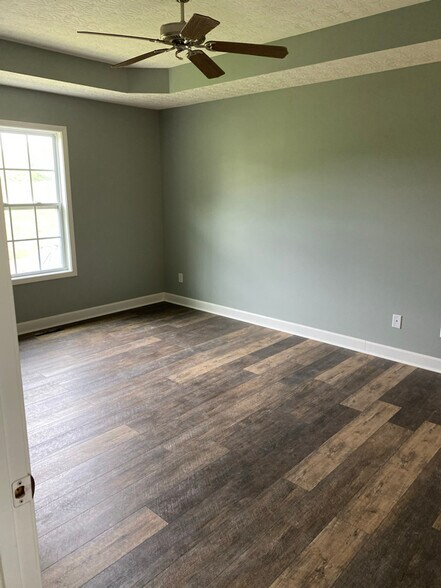 Building Photo - 2137 Alvaton- Greenhill Rd