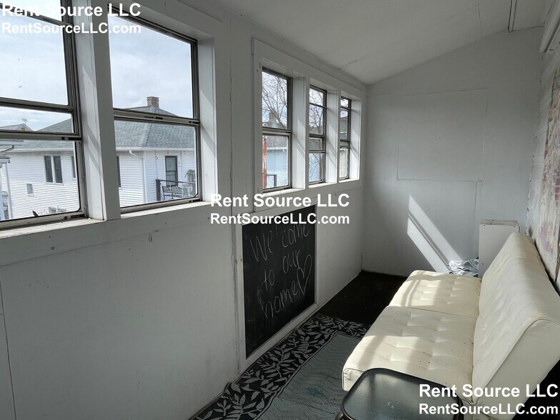 Building Photo - 46 Frederick Ave