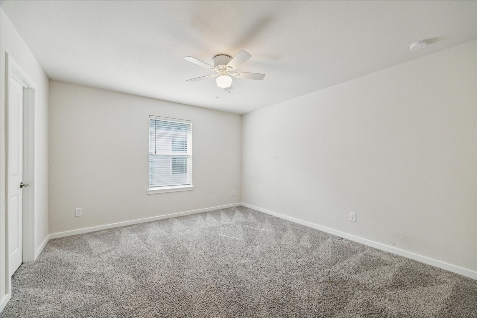Building Photo - 9219 Edgeberry Dr