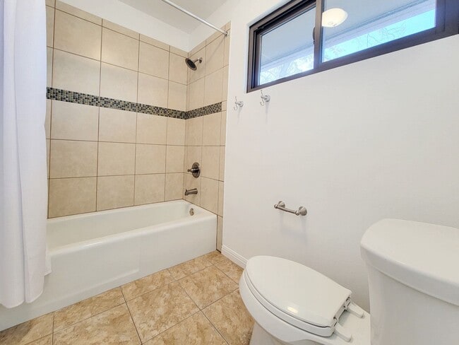 Building Photo - 6709 Tulsa Cove