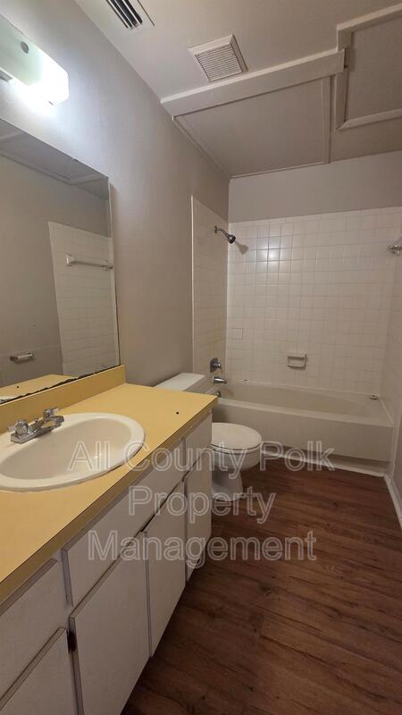 Building Photo - 2116 Brandy Pl