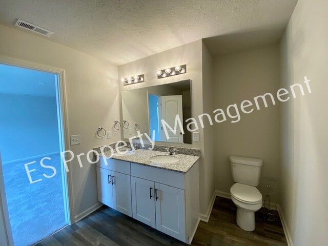 Building Photo - Lovely 5 Bedroom 3 Bathroom New Build in Muncie!