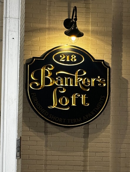 Building Photo - Banker's Loft - Furnished Lofts in Eden