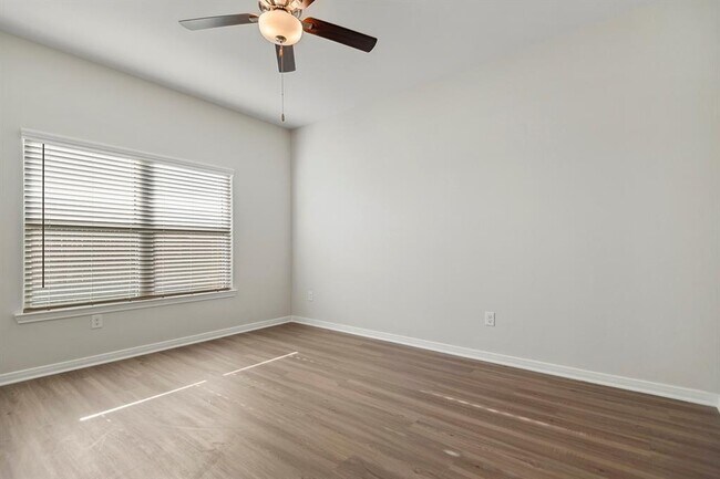 Building Photo - 460 Beechwood Hacienda Dr