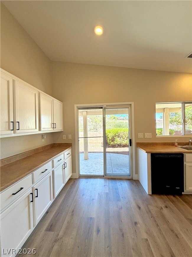 Building Photo - 2278 Chestnut Ranch Ave