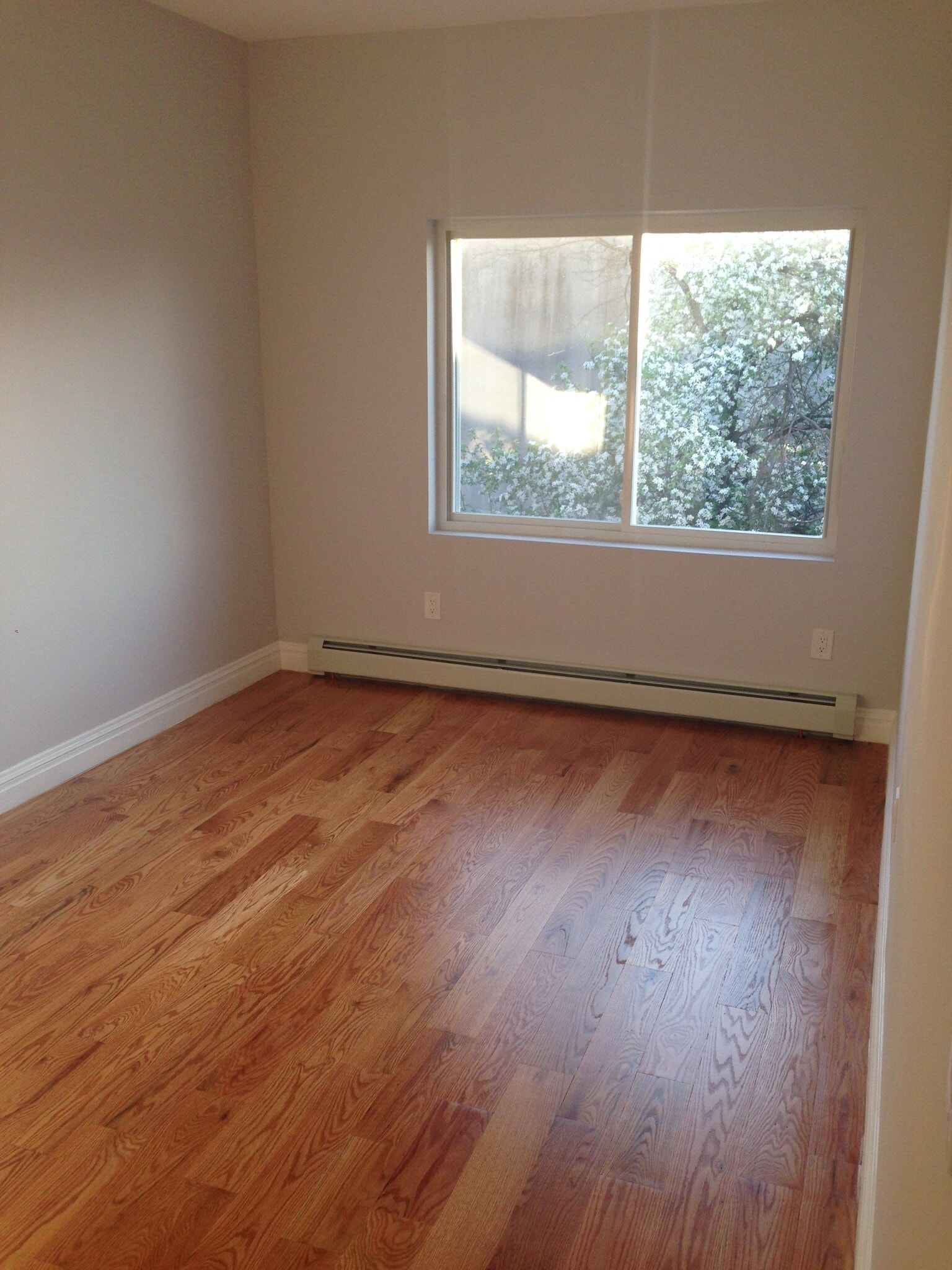 Building Photo - 632 Autumn Ave