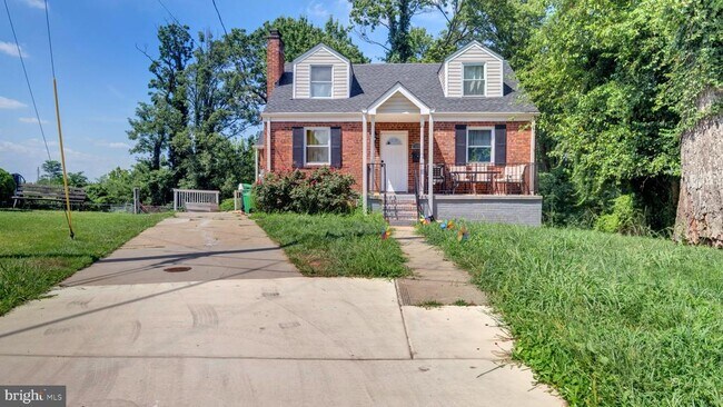 Building Photo - 1604 Woodhill Ct