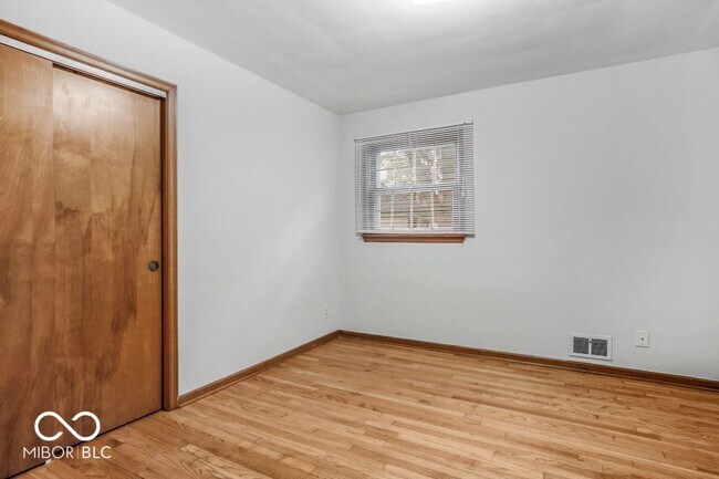 Building Photo - 508 Bernard Ave