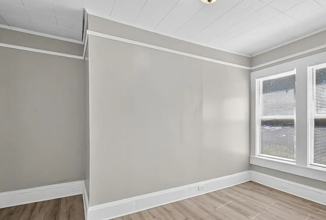 Building Photo - 5518 Alta St